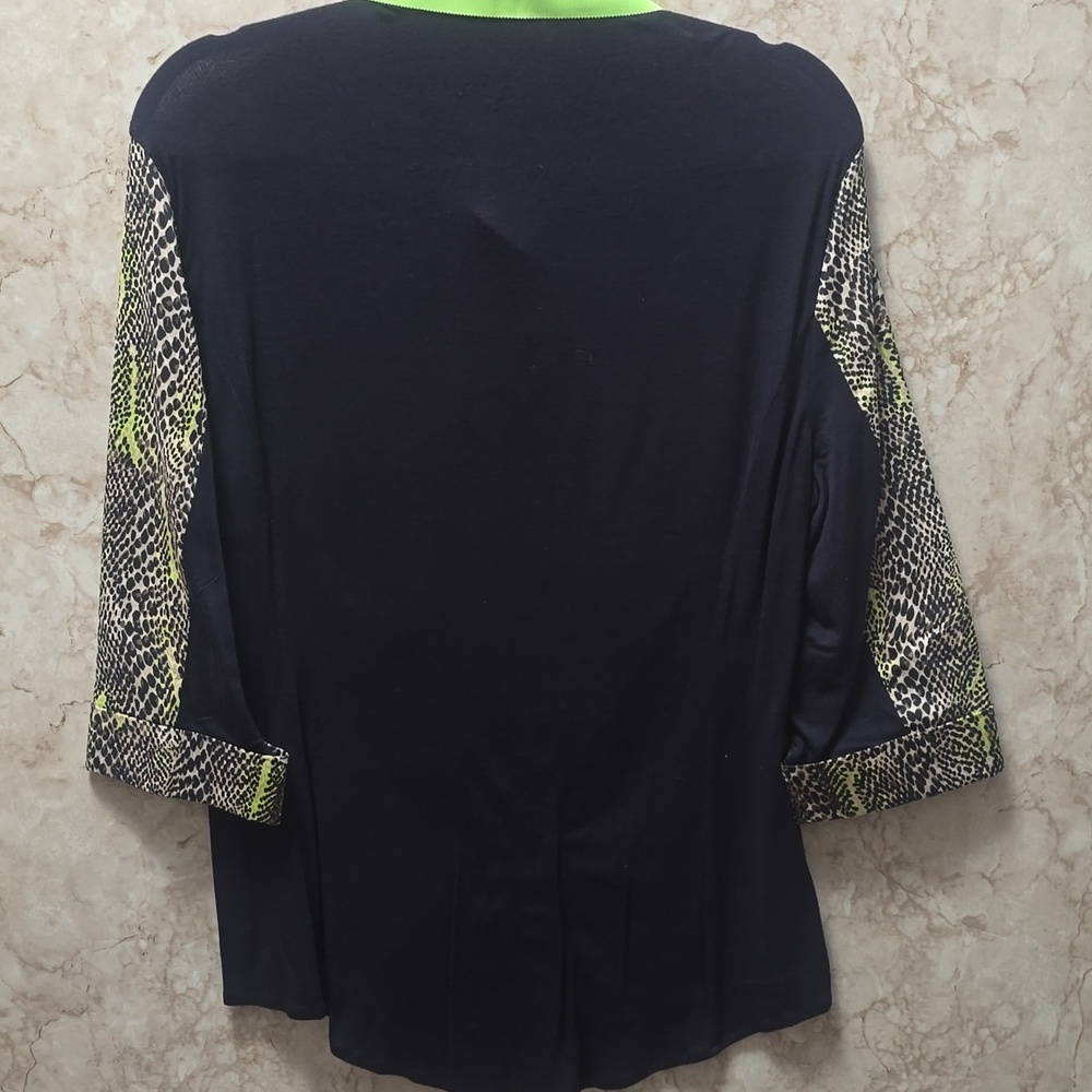 Tahari | Women's | Blouse | Neon Green and Black Animal Print | Size L - Picture 6 of 9